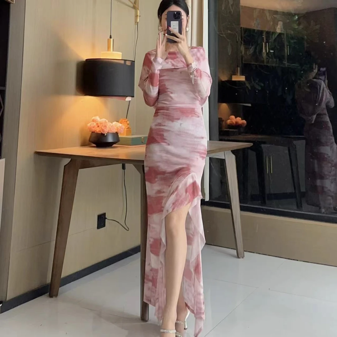 轻奢气质女人味一字领长袖满地相思显瘦包身修身百搭开叉连衣裙