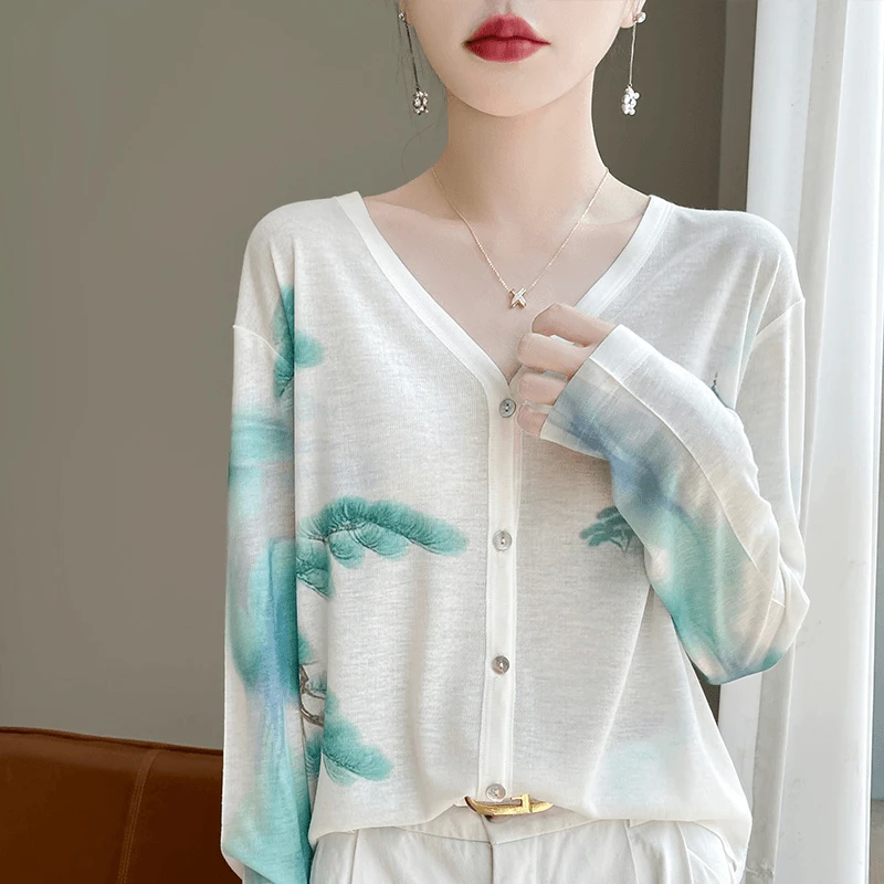 轻若无物~水溶精纺羊毛V领长袖针织开衫女宽松印花薄款打底衫