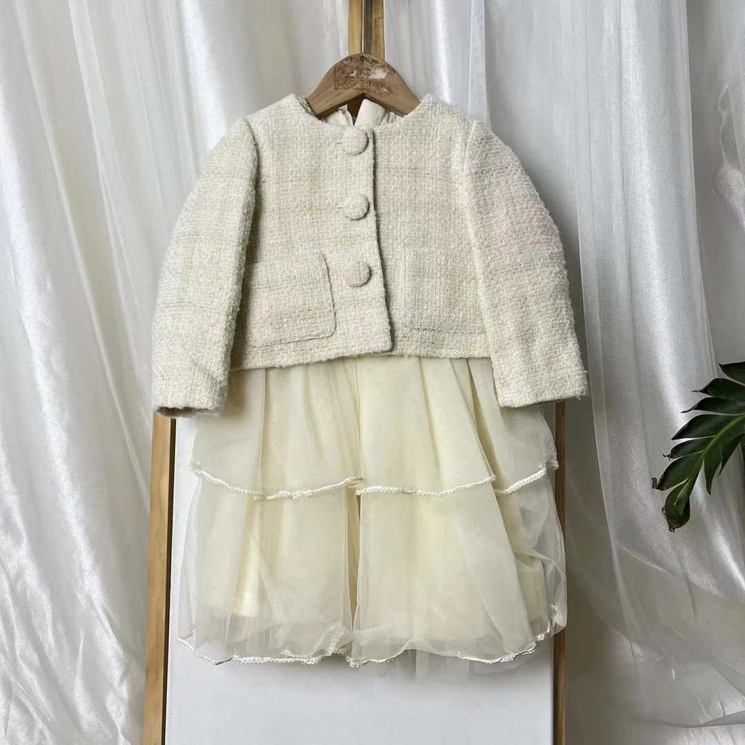 460小米色套装9306