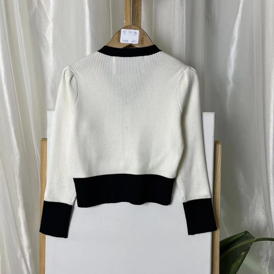 747白色毛衣 无吊2470