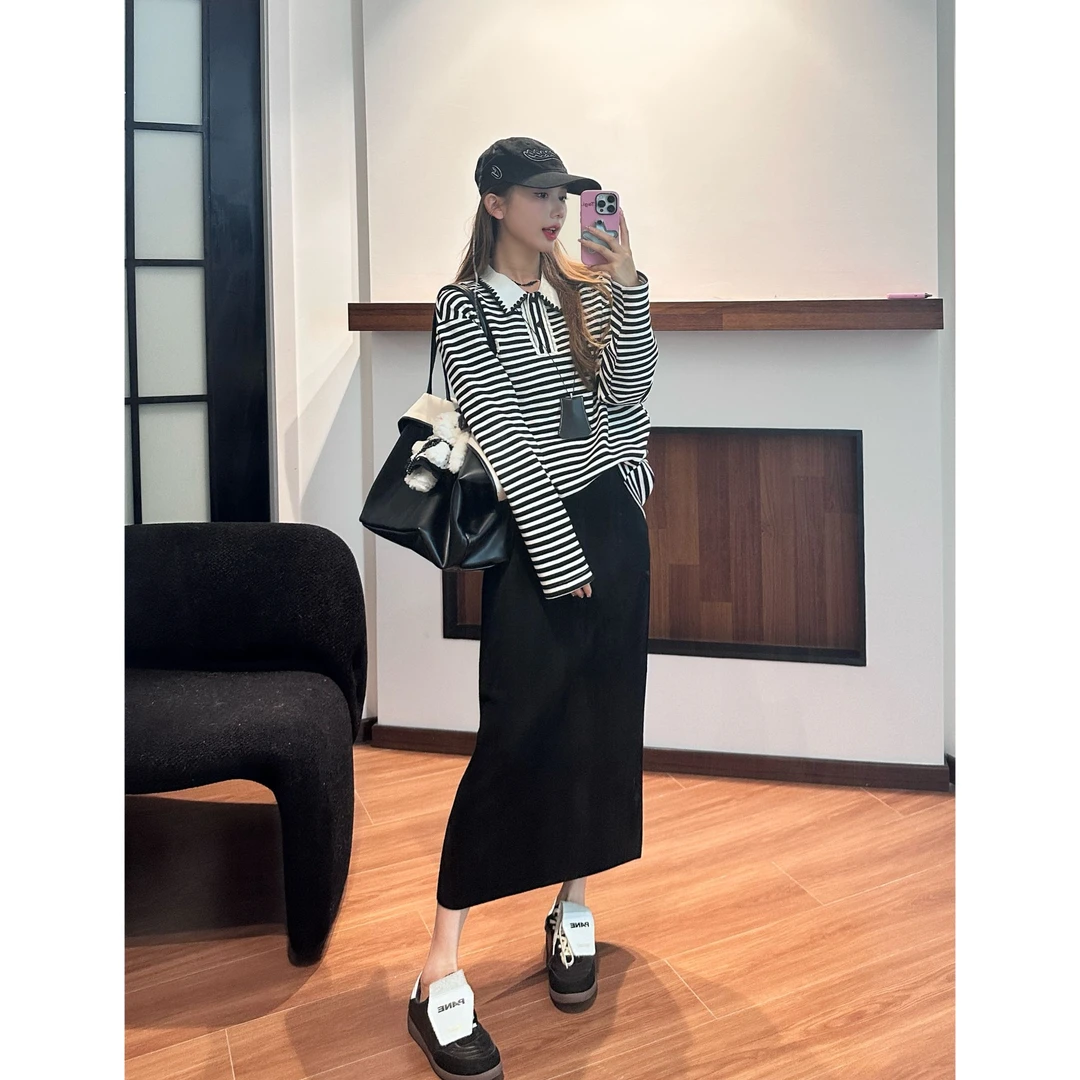 QXQT「意念条纹」荞荞秋ins拼接手绣领黑白条纹显瘦修身上衣QT2742