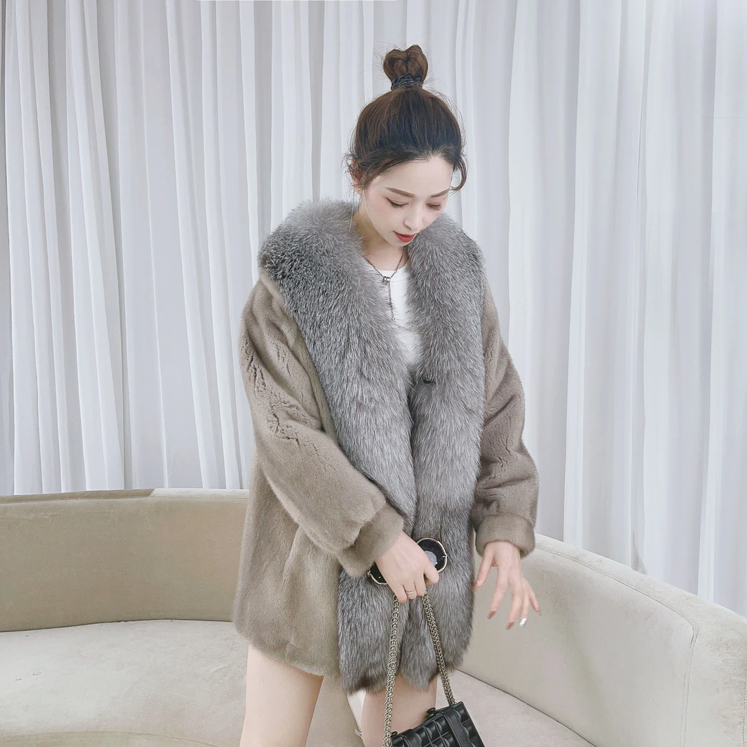 【帝卡兰】S217貂皮大衣女整貂2023新款水貂皮草外套狐狸毛领