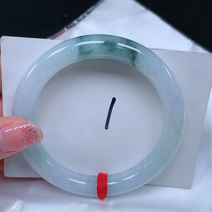 翡翠手镯（圆镯）未镶嵌