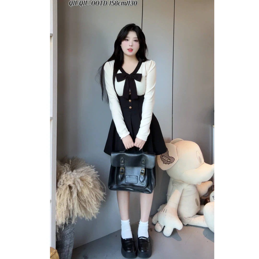 【球球日记】秋冬季蝴蝶结设计感小香风撞色针织搭修身显瘦套装