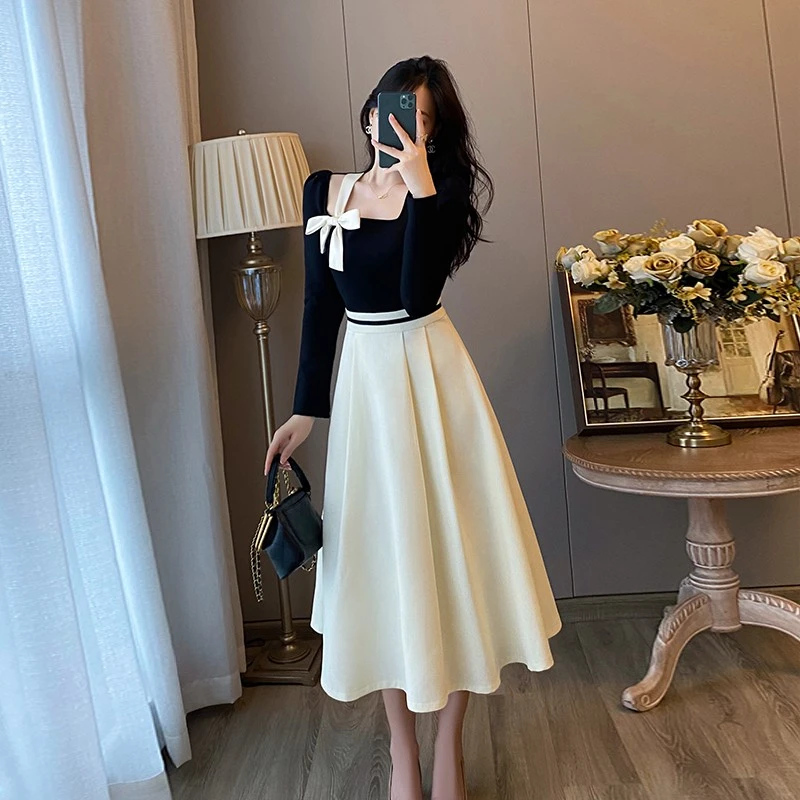 法式复古小香风方领连衣裙女2024春装赫本风高级感气质高腰长裙子