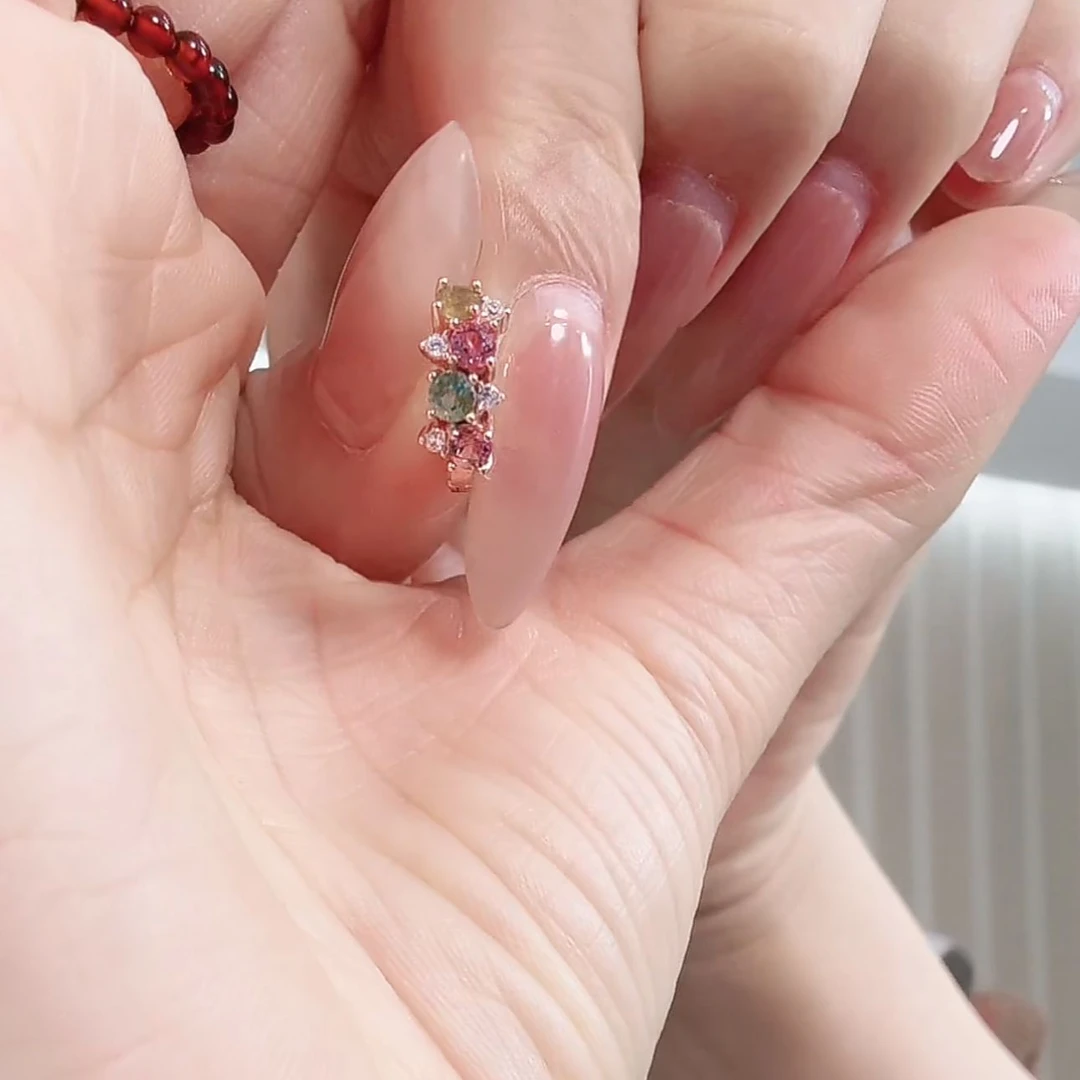 非金属仿水晶耳饰 ananstudio 玫瑰色必喜耳钉 多样性发货