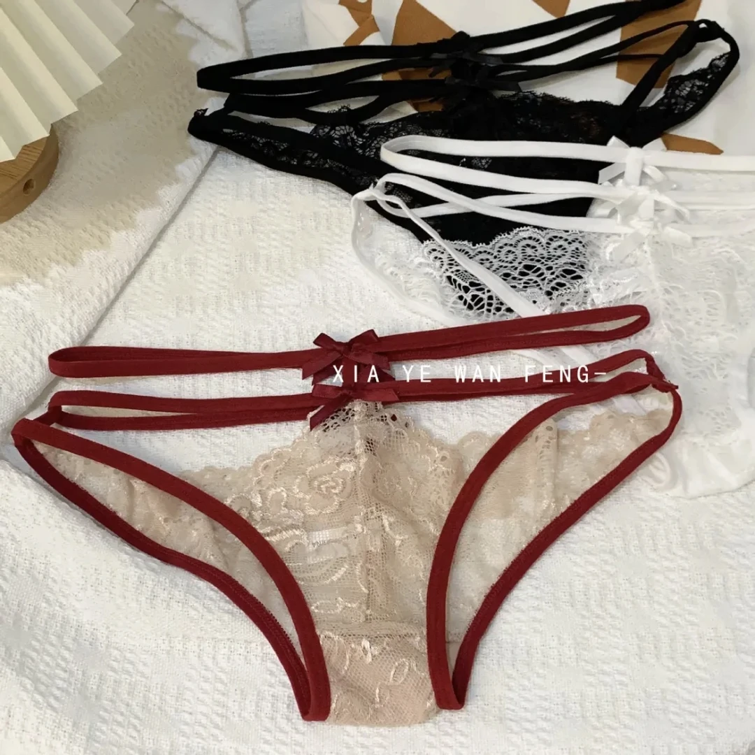 “火辣女神”细带交叉网纱内裤