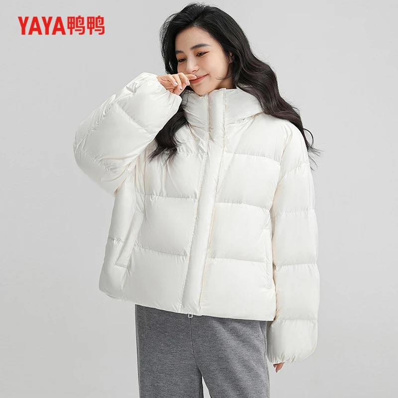 YAYA/鸭鸭羽绒服女短款连帽面包服户外时尚保暖外套潮YE4B705611A