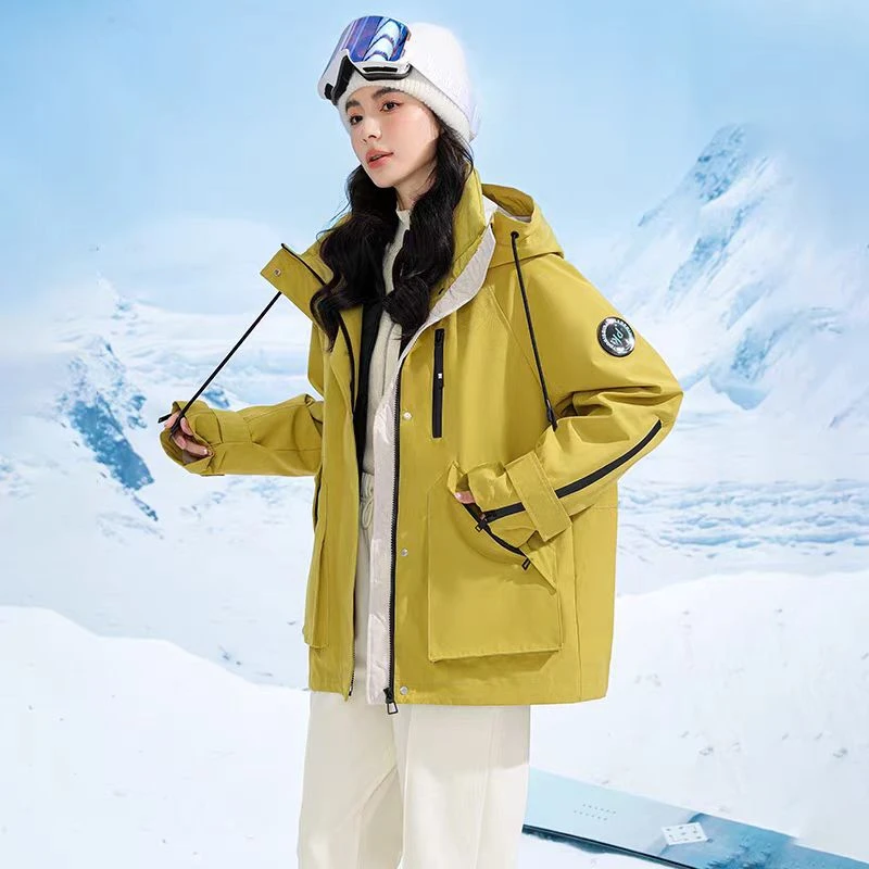 YAYA/鸭鸭羽绒服女短款冲锋衣可脱卸内胆两件套保暖潮YE3B612141A