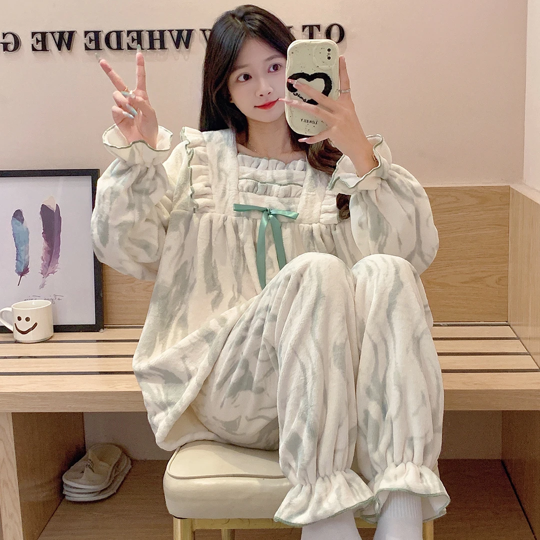 法兰绒睡衣女秋冬季韩版甜美公主风珊瑚绒加厚保暖可外穿家居服