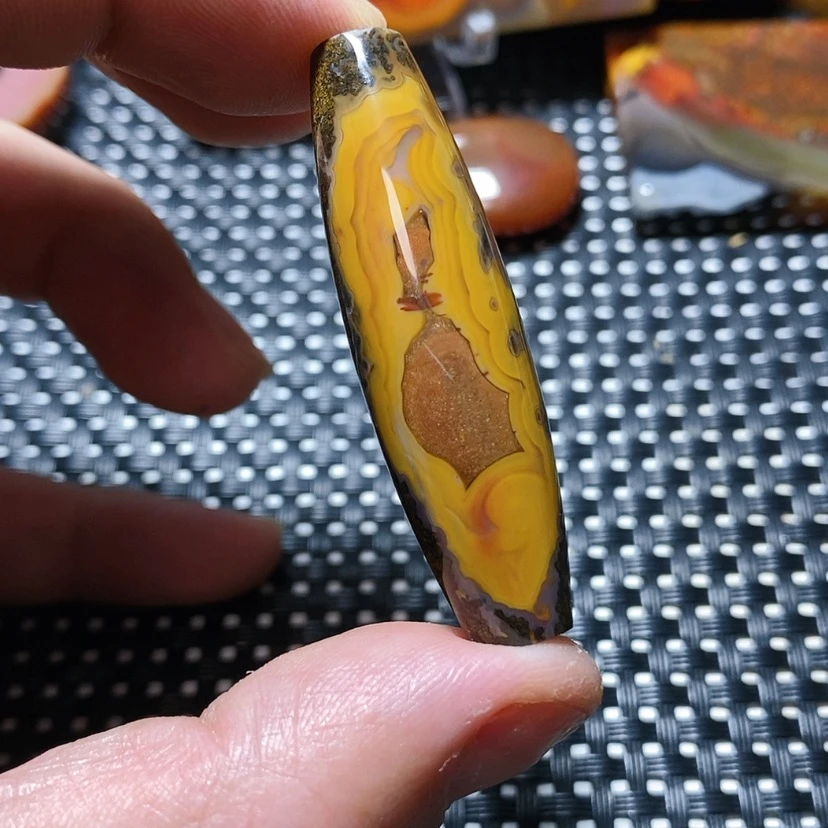 【闪购商品】玛瑙/玉髓颈饰未镶嵌梅**羽