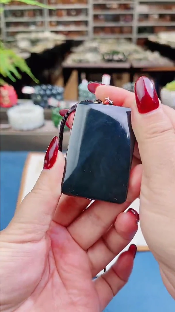 【闪购商品】和田玉挂件未镶嵌塔青