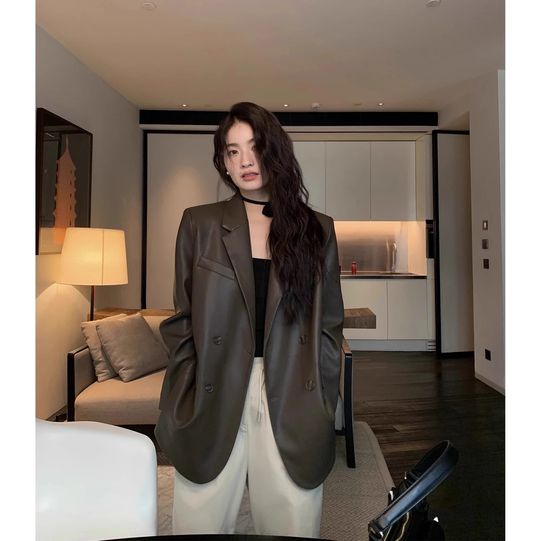 秋季黑色复古皮衣西装外套女宽松休闲气质设计感穿搭女双排扣西服