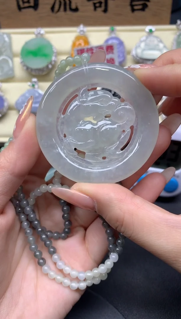 【闪购商品】翡翠吊坠未镶嵌36-多人