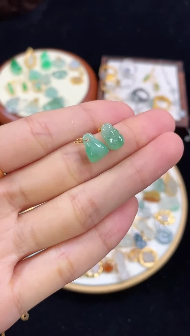 【闪购商品】翡翠吊坠(不含链)18K金镶嵌2个 JK506