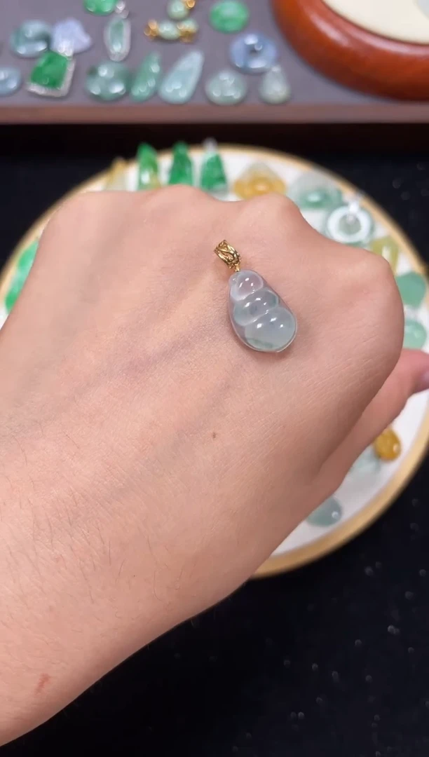 【闪购商品】翡翠吊坠(不含链)18K金镶嵌一个 MK326
