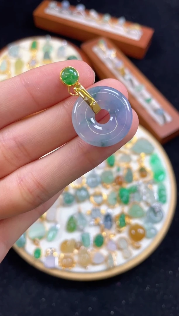 【闪购商品】翡翠吊坠(不含链)18K金镶嵌一个  JK689