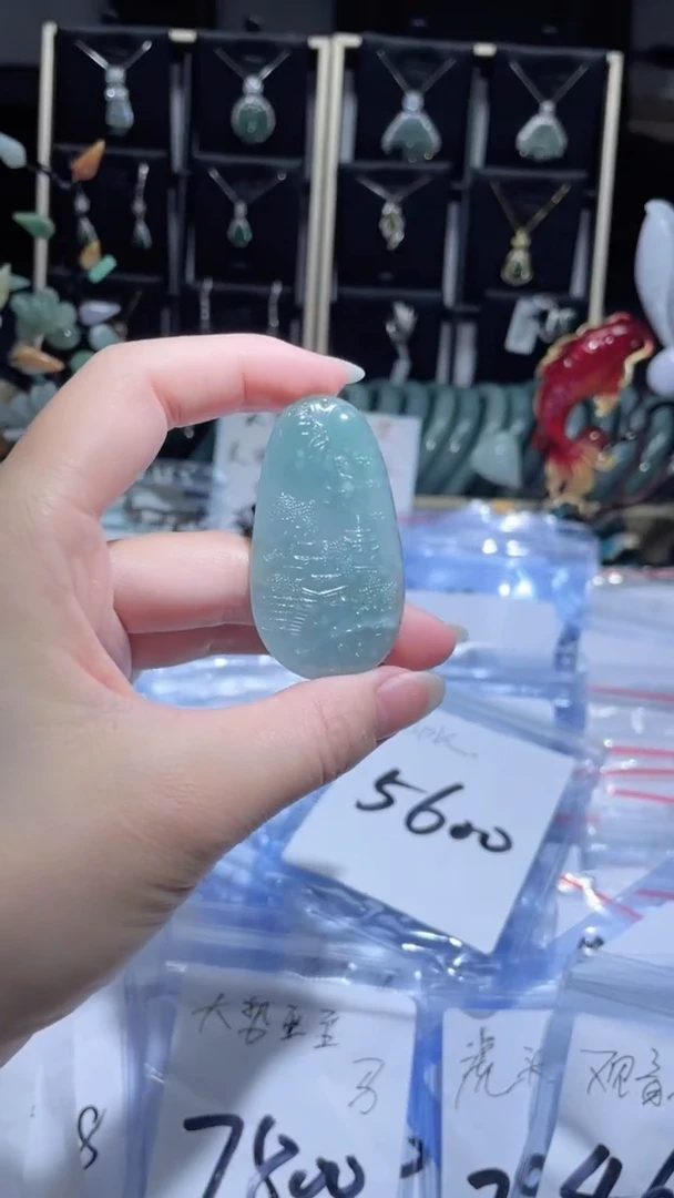【闪购商品】翡翠颈饰未镶嵌多样性发货
