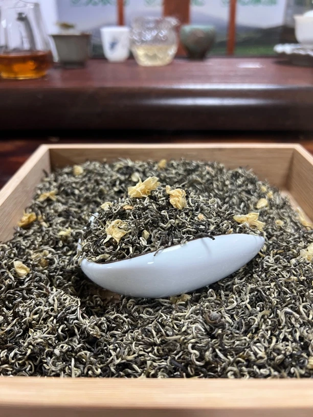 2025新八窨茉莉飘雪花茶 嫩芽头采花香耐泡