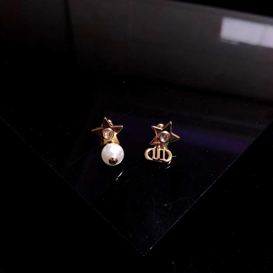 铜合金合成锆石耳饰 轻奢时尚百搭气质CCCC星耳钉K-3278