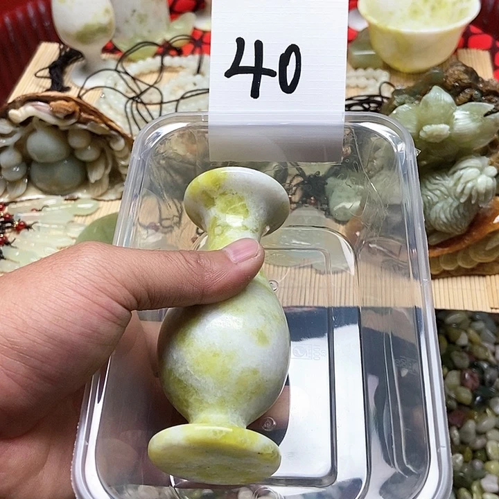 蛇纹石玉手把件未镶嵌