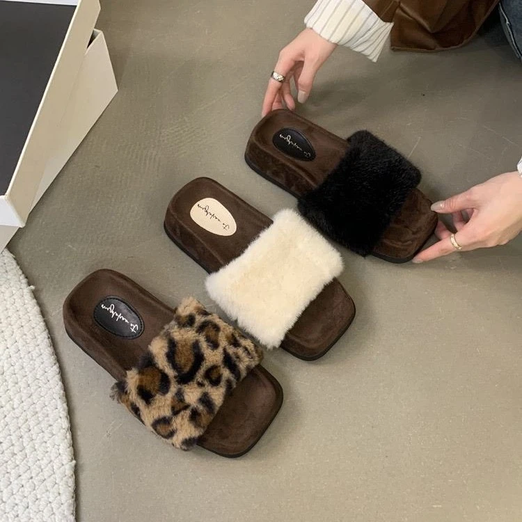 网红厚底加绒毛毛拖鞋女外穿2024年新款设计感时尚百搭室内外凉拖