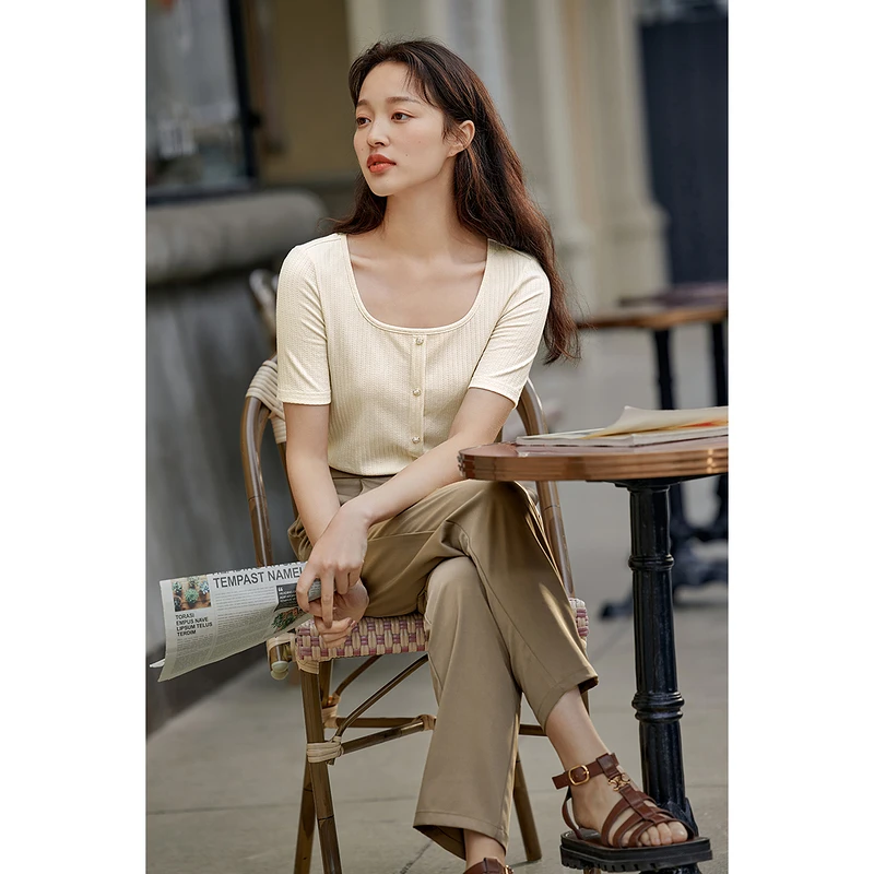 【反季清仓】茵曼春季时尚显瘦气质宽松休闲薄款短袖法式方领T恤女