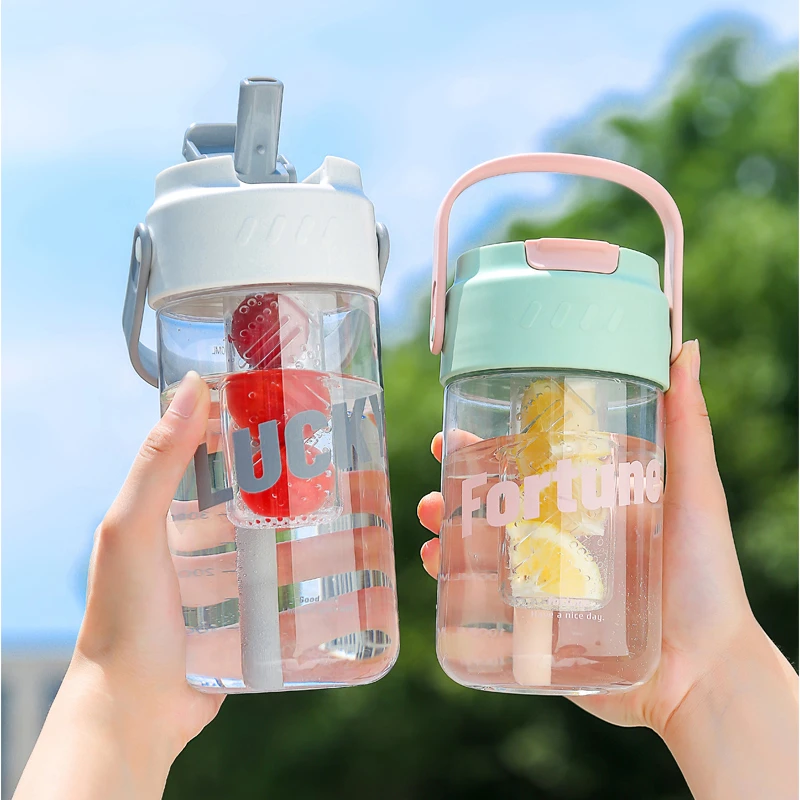 水杯2023新款夏季便携式超轻塑料杯子高颜值茶水分离吸管咖啡杯