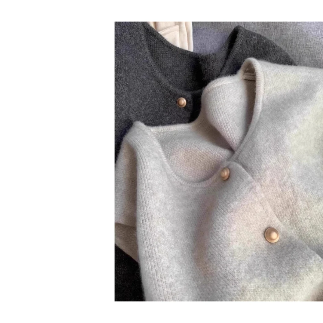 BK STUDIO 法式复古单排扣针织马甲