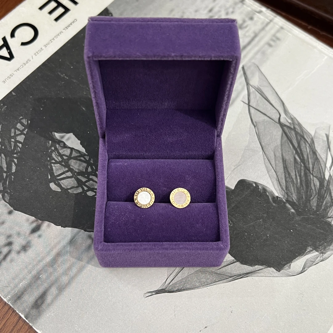 95新 BVLGARI/宝格丽 Bvlgari 圆饼贝母耳钉 玫瑰金镶嵌白贝母
