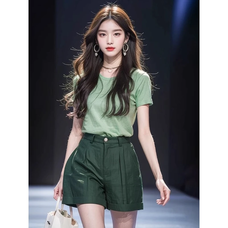 薄荷曼波风小个子穿搭一整套2024新款夏装减龄微胖显瘦短裤套装女