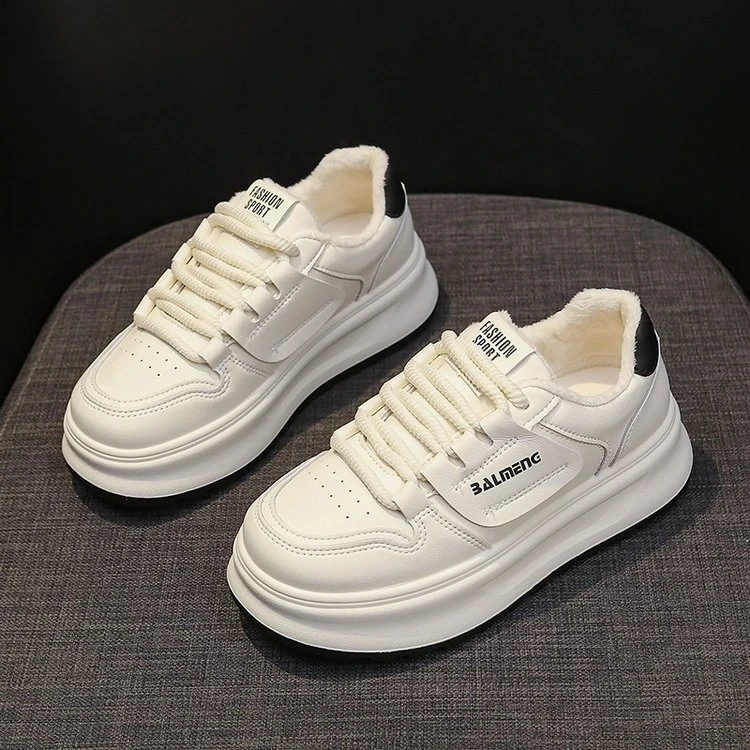 爆款加绒厚底小白女鞋女款2024春秋季新款百搭秋款休板鞋白鞋子