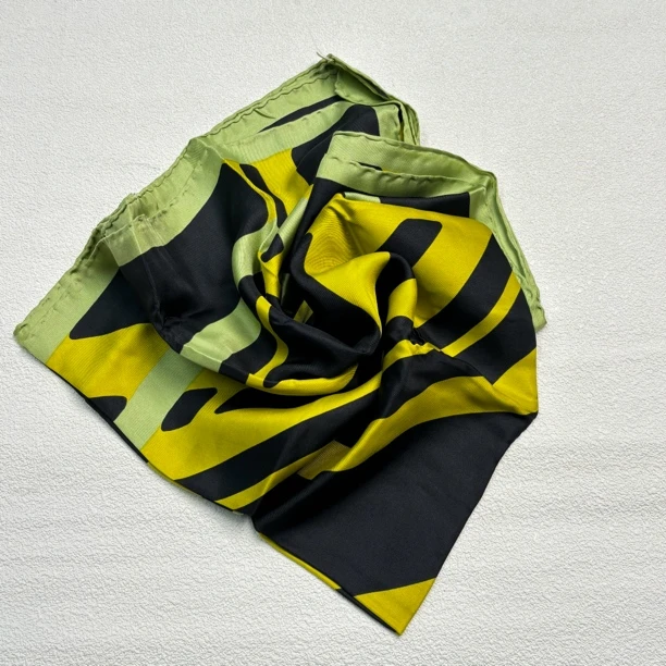 【六六中古】孤品复古丝巾an482尺寸78*78