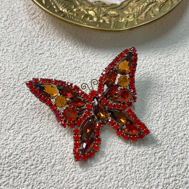铜合金合成锆石胸针 【六六中古】孤品复古蝴蝶造型胸针kmm295