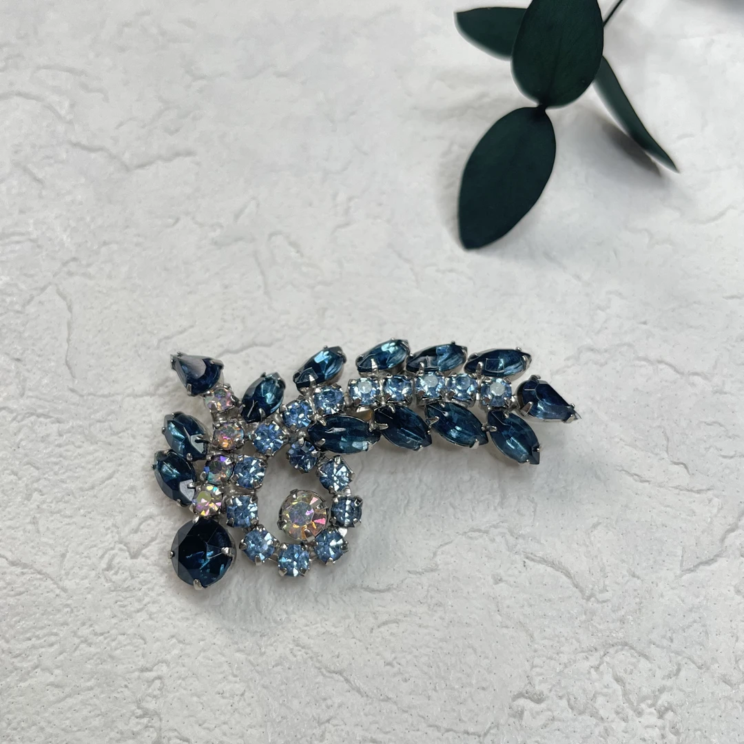 铜合金合成锆石胸针 【六六中古】孤品复古胸针ad4317