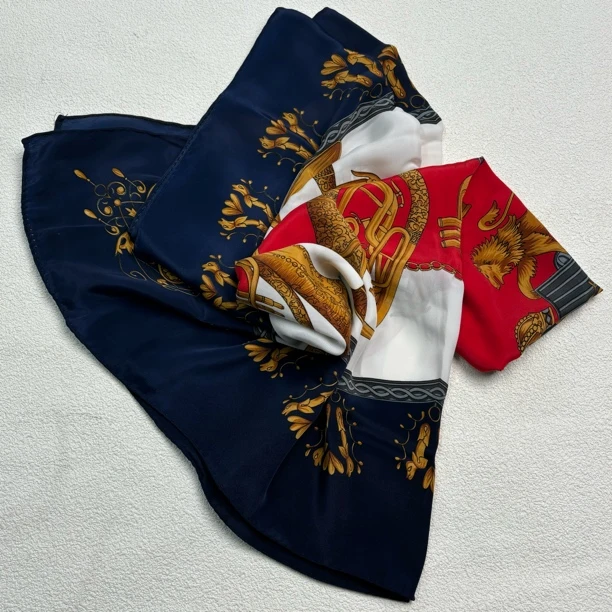 【六六中古】孤品复古丝巾an462尺寸88*86