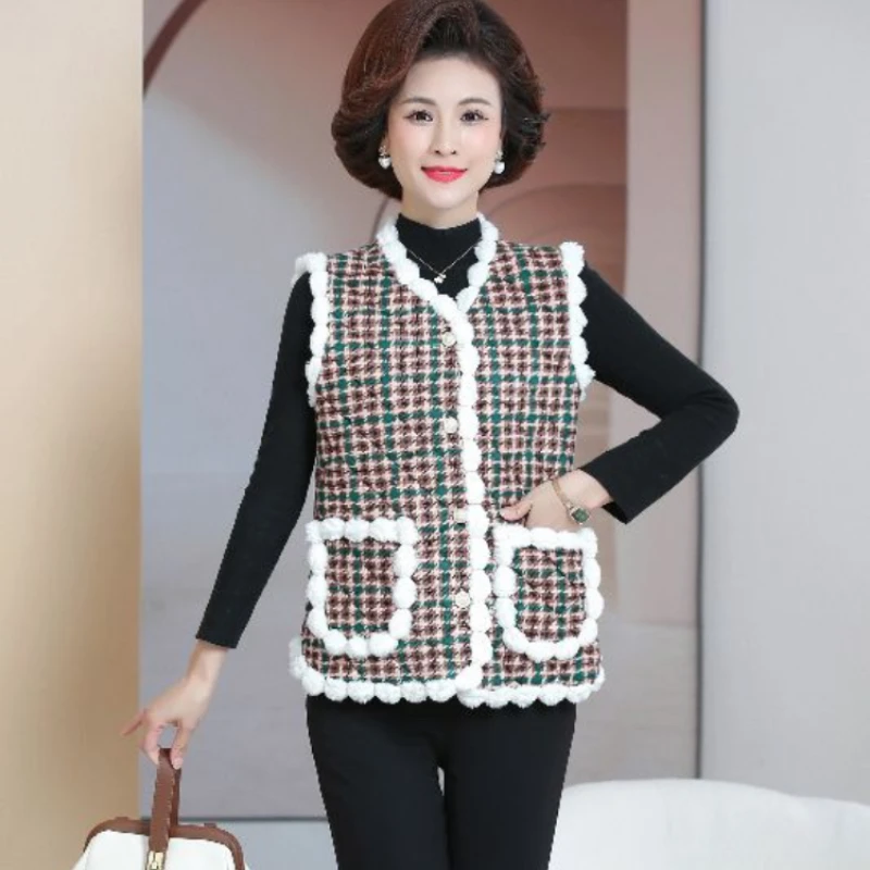 冬季时尚新款加绒加厚宽松大码高档大气上档次中老年妈妈装马甲