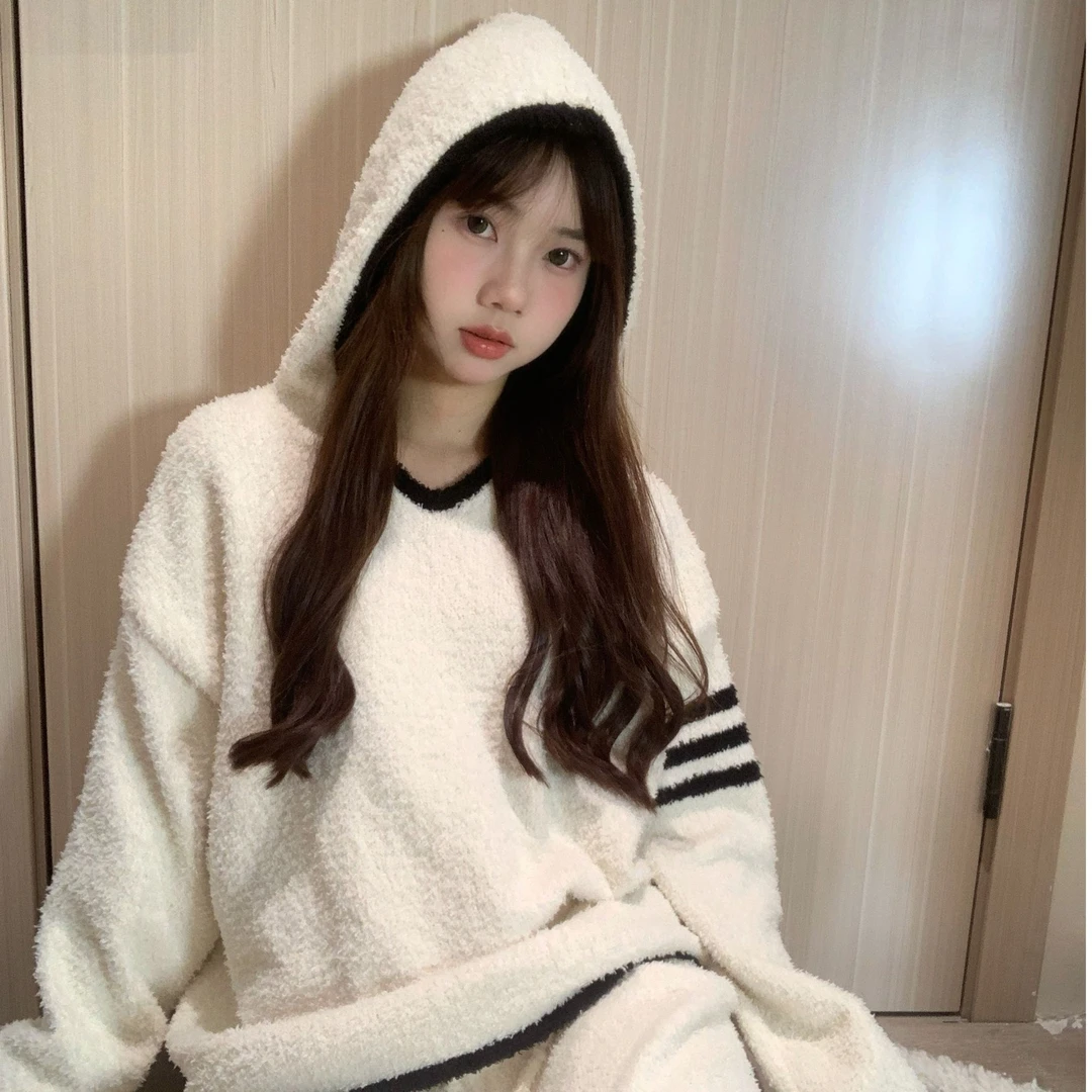 加厚海岛绒长裤居家套装少女秋冬季新款高级长袖毛绒针织睡衣女