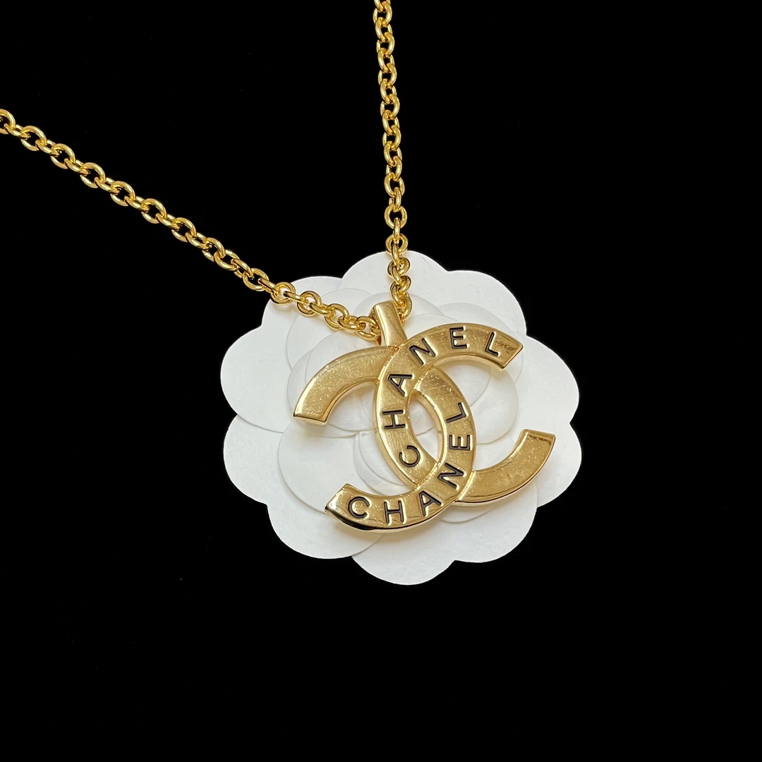 95新 Chanel/香奈儿 金色字母项链 2403185