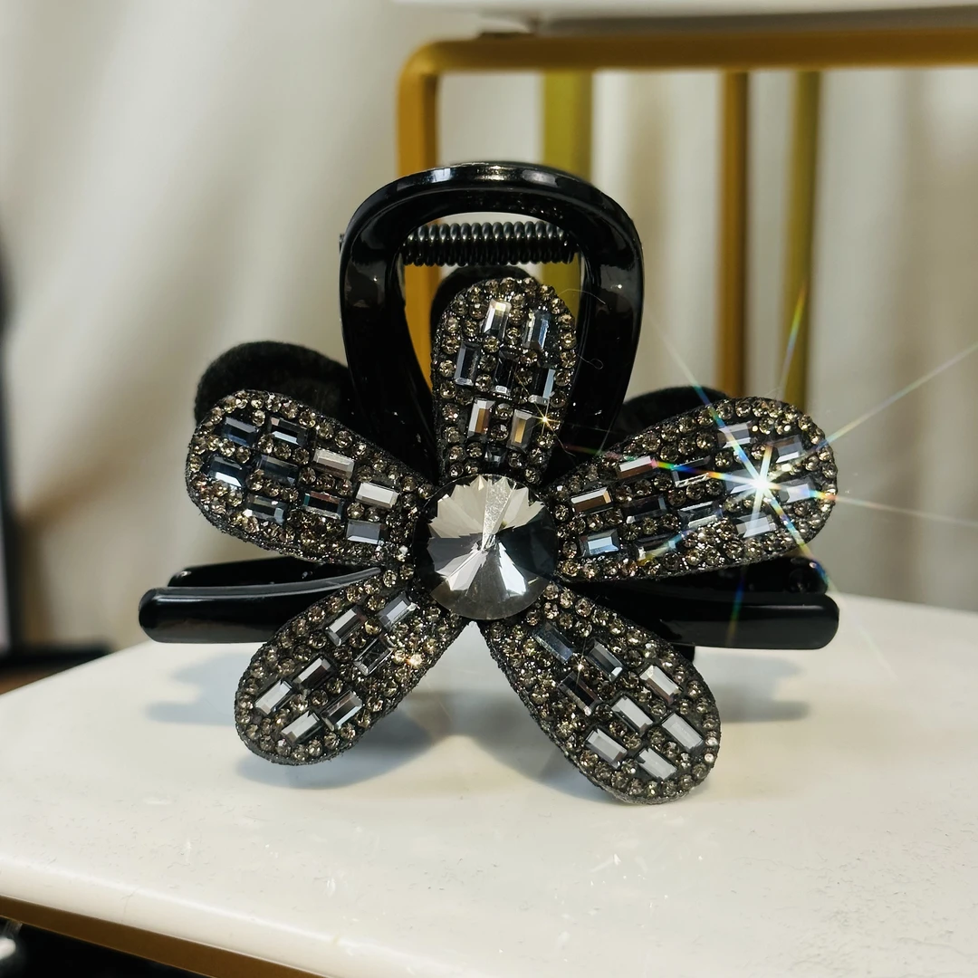 D45五瓣花黑色抓夹8cm