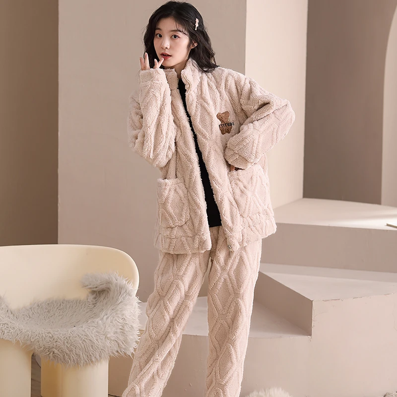 秋冬季法兰绒开衫长袖加厚加绒保暖睡衣女百搭简约适家居服套装