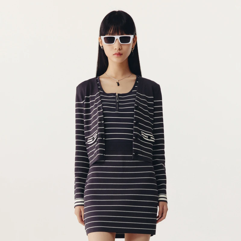 HPLY荷比俪春季新款女青灰色条纹气质休闲针织衫HMD13650198