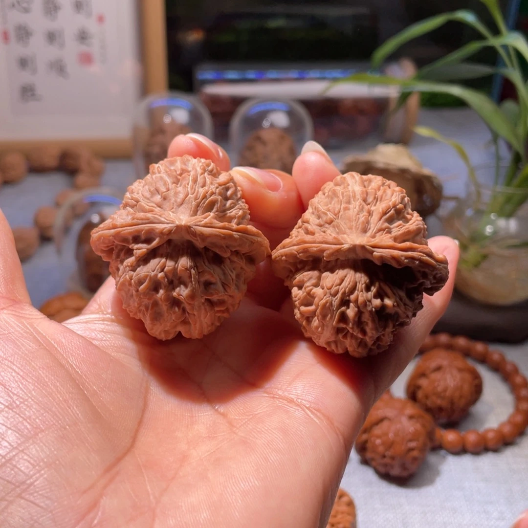 桃核把件42全品三角白