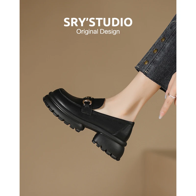 CZ6960牛皮软底透气百搭乐福鞋2024时尚英伦风黑色通勤女士小皮鞋