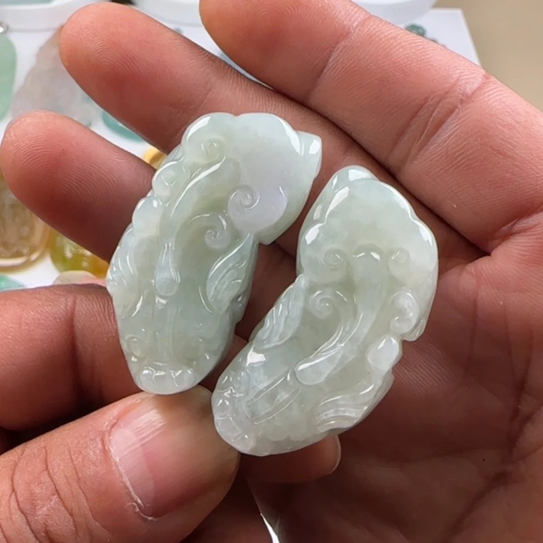 【闪购商品】翡翠挂件未镶嵌好***懒
