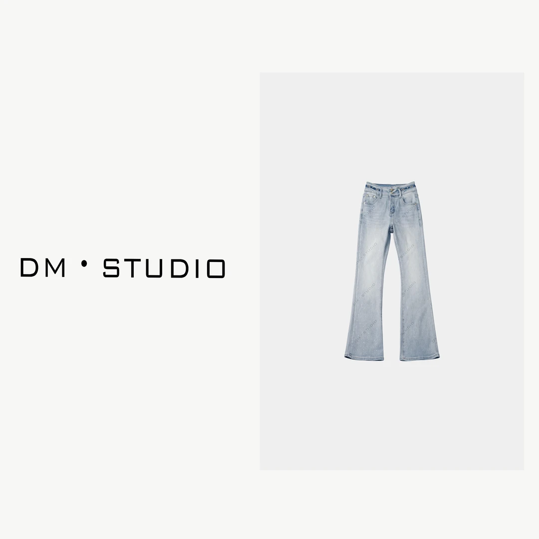 DEDM-DM•STUDIO/秋冬加绒设计款重工烫钻微喇水洗牛仔裤（M8763-1）