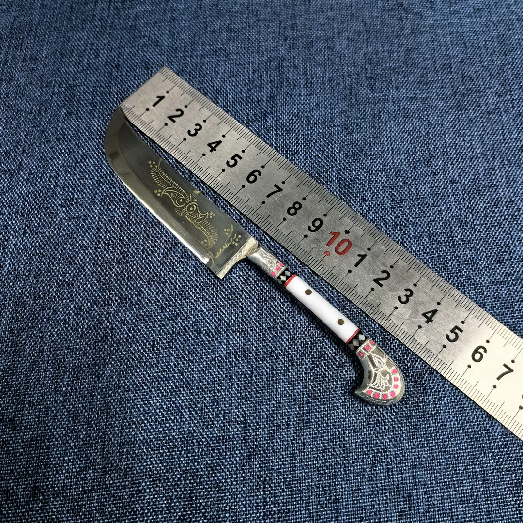 白银刀柄鸽子头造型，刀刃簪刻巴达姆花纹，全长15cm