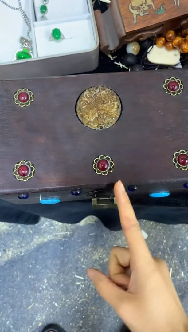 【闪购商品】织绣如图所示，所见所得。