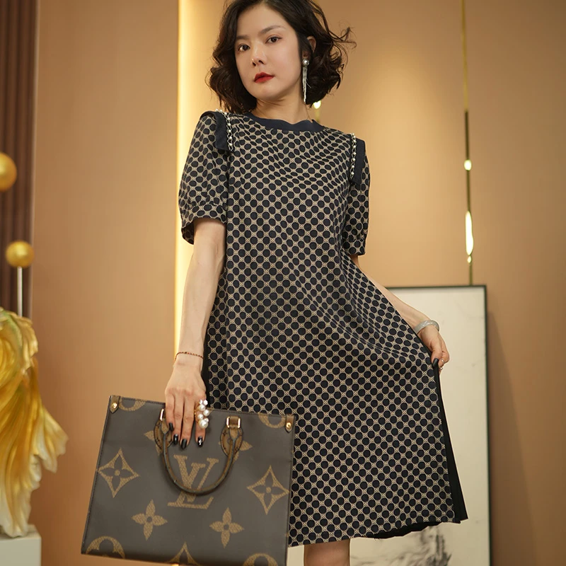 气质设计感时尚宽松连衣裙2024夏季新款大码女装宽松显瘦短袖裙子