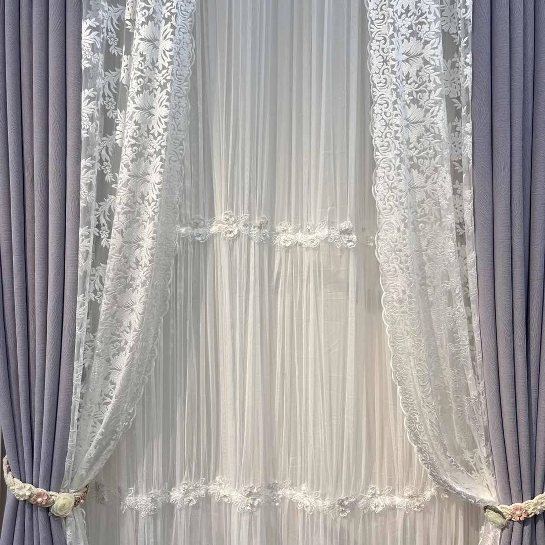 B31紫色窗帘拼接立边欧花白花边高端窗帘